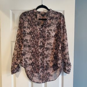 RW&Co snakeskin top